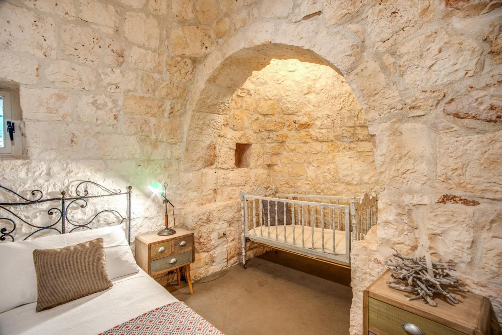 Trullo Limone Ferienhaus Ostuni