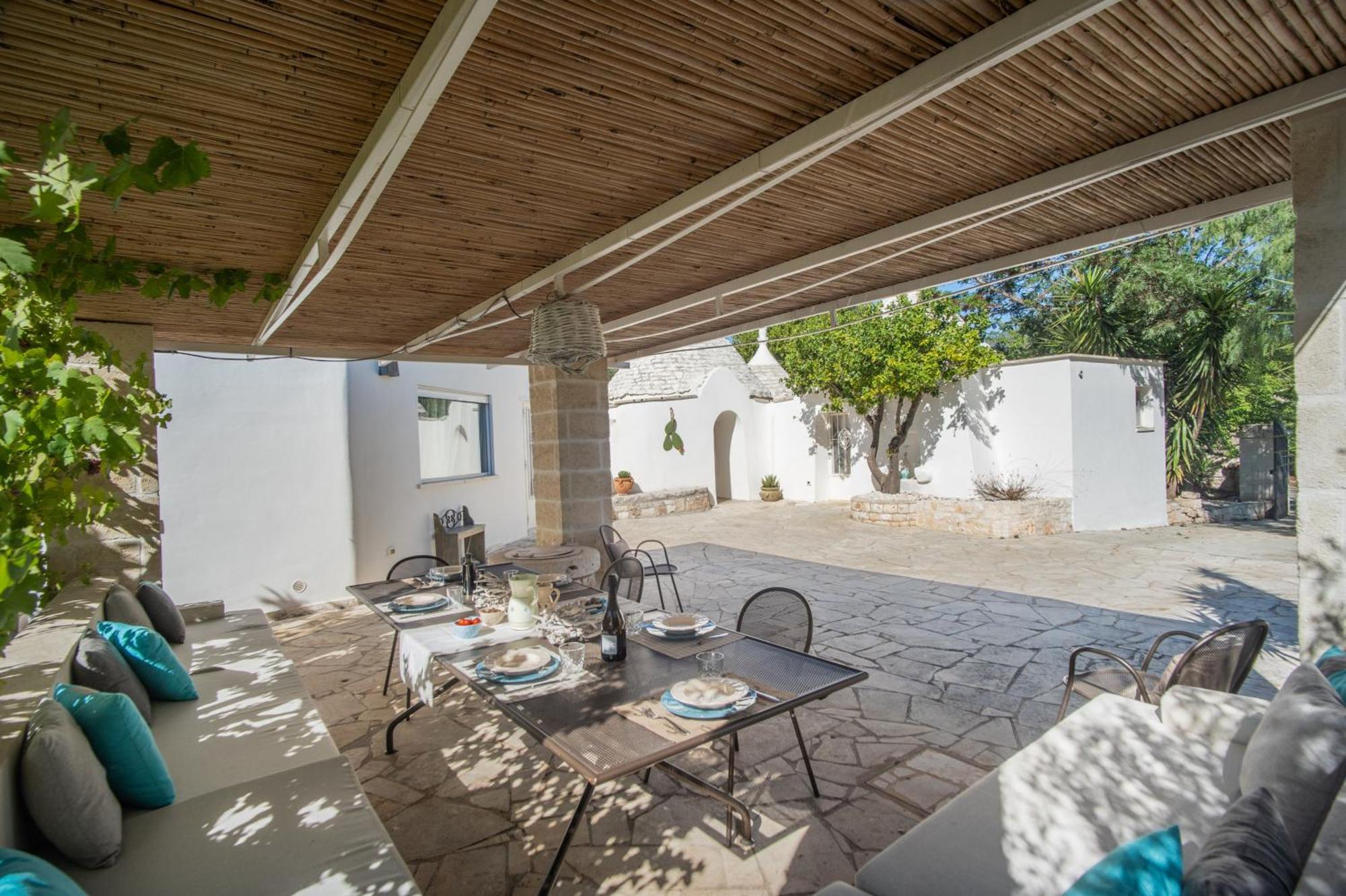 Trullo Limone Ostuni