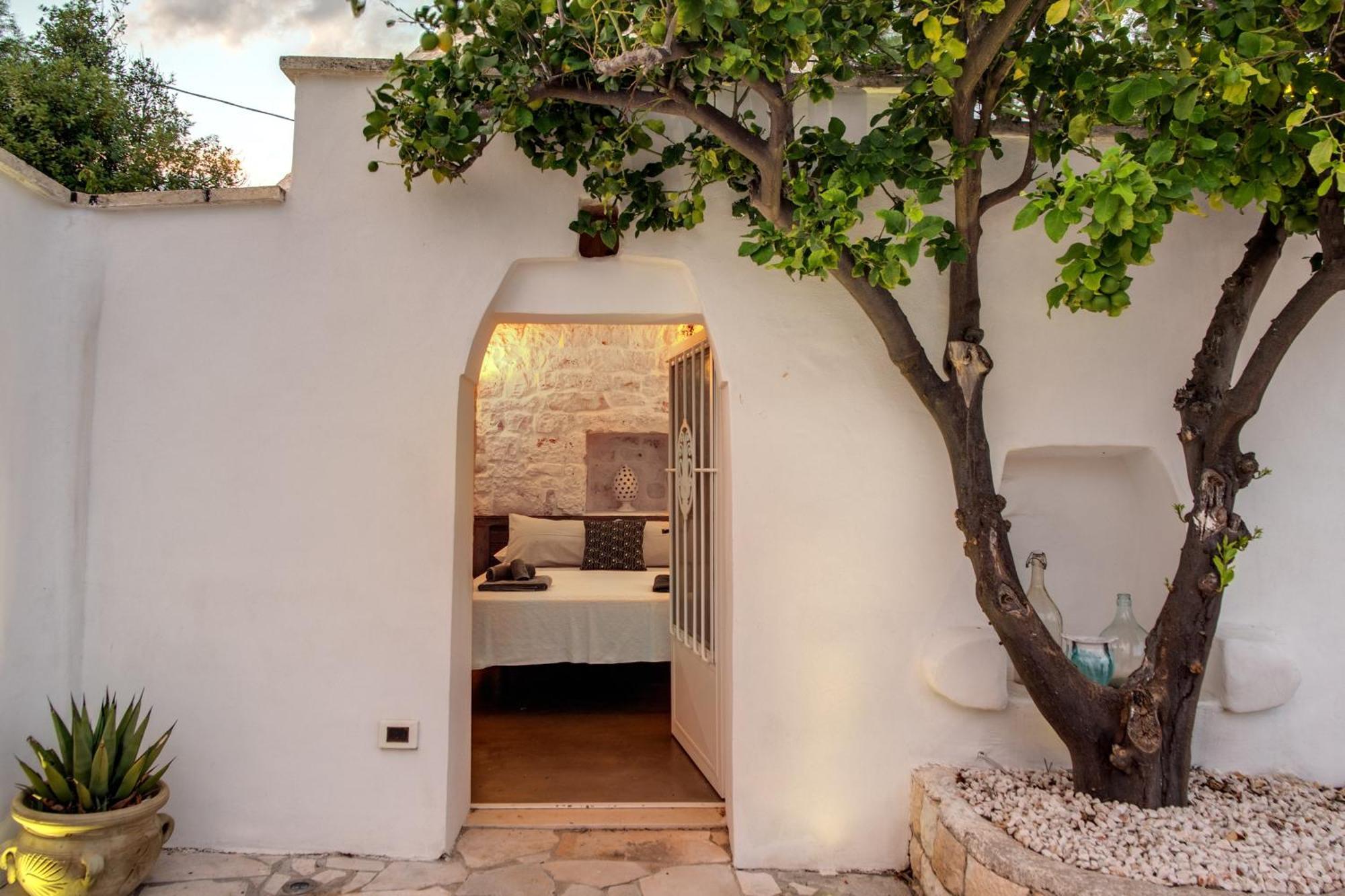 Trullo Limone Ferienhaus *